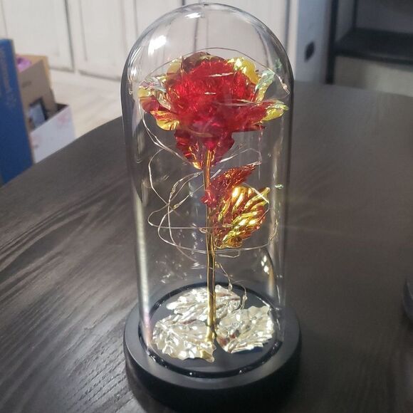 Enchanted LED Lighted Rose in Acrylic Dome - 5 Colors Available - Picture 4 of 9